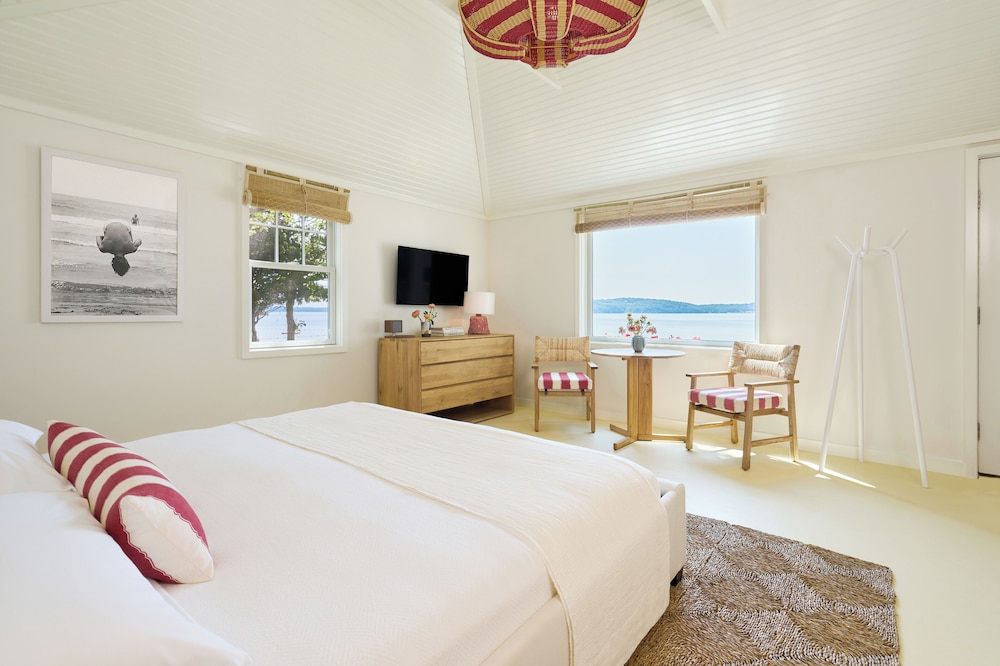 Silver Sands Motel & Beach Bungalows - photo 28