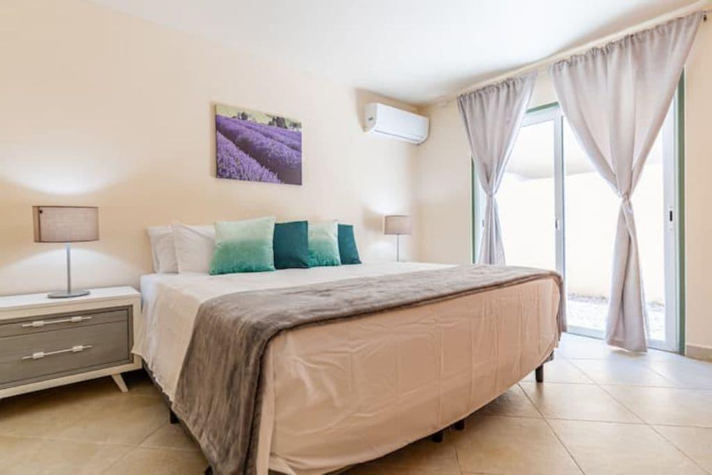 Palma Divine Condo 2BR 2BTH Pool — 4-Star Luxury Hotel in Noord, Aruba