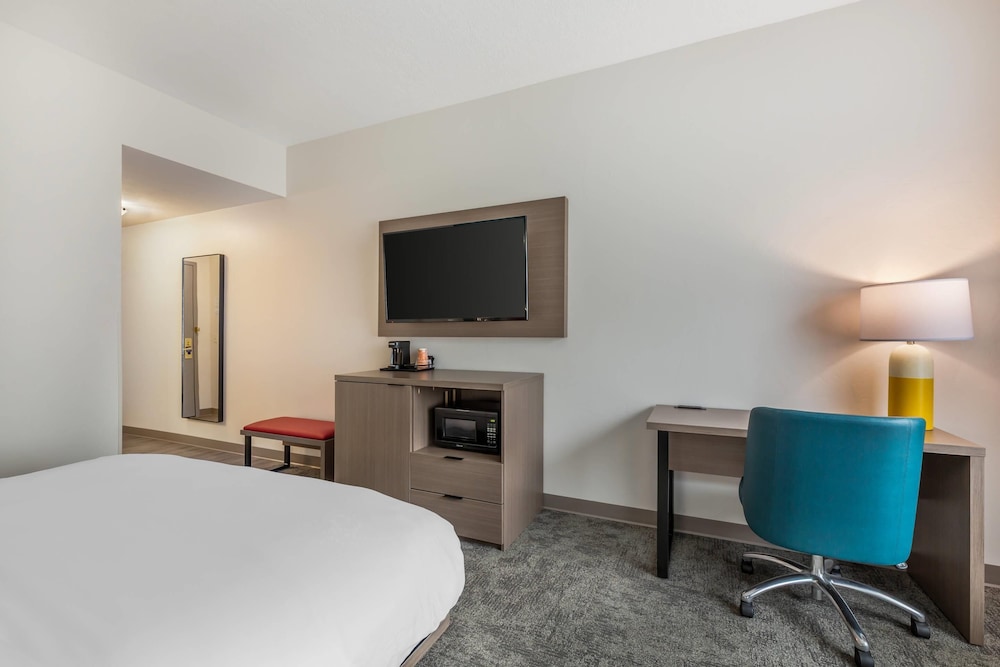 Comfort Inn & Suites Dover - photo 14