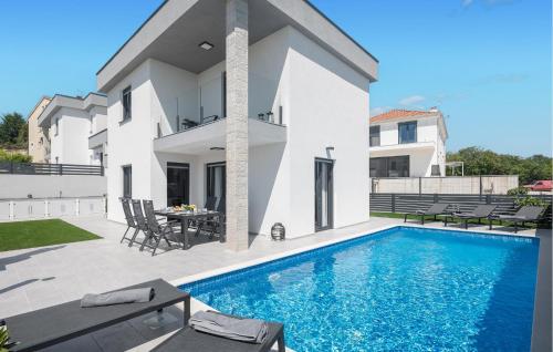 3 Bedroom Amazing Home In Musales — 4-Star Luxury Hotel in Porec, Croatia