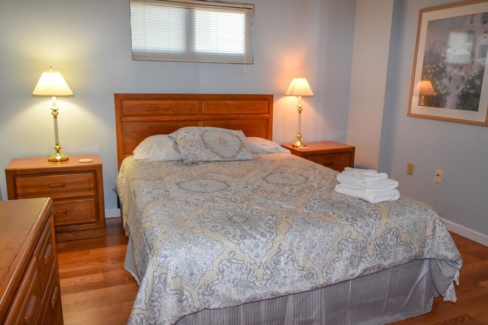 Springs Towers 405 3 Br Condo - photo 8