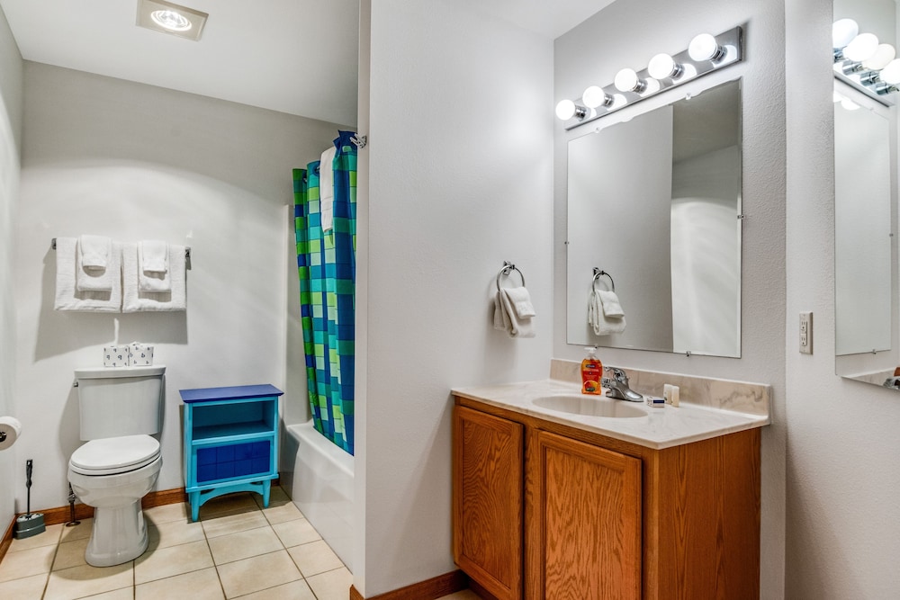 Thunderbird Resort Condo - photo 12