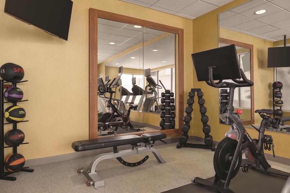 Hilton Garden Inn Allentown Bethlehem Airport - photo 23