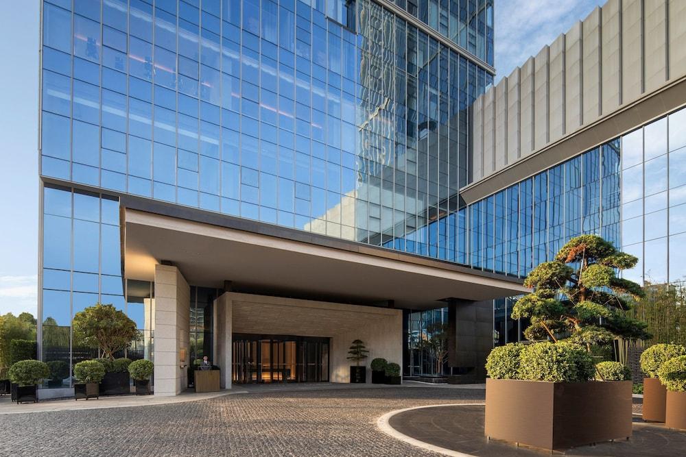 Courtyard by Marriott Luoyang — hotel in Luoyang