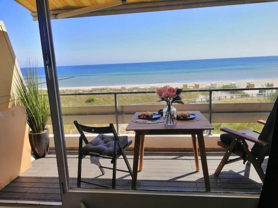 Ferienwohnung mit traumhaftem Meerblick — 4-Star Luxury Hotel in Grossenbrode, Germany