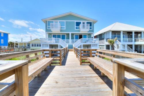 Lilypad B by Carolina Beach Realty in Kure Beach, United States
