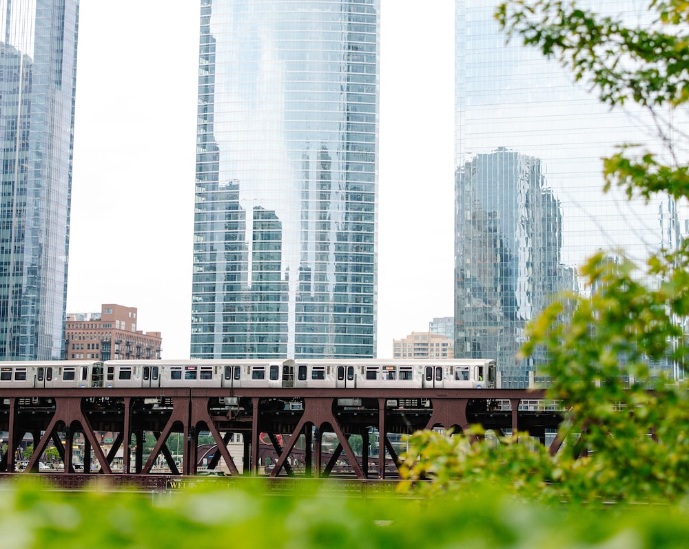 voco Chicago Downtown Riverwalk by IHG - photo 195