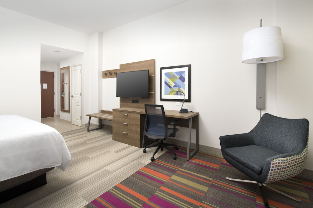 Holiday Inn Express Jacksonville Beach by IHG - photo 15