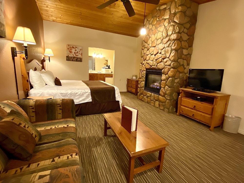 Majestic Mountain Inn - photo 12