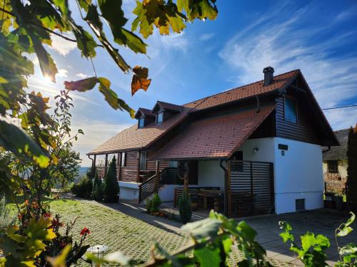 Winery & Rural Holiday Home Hren Hiža Sveti Martin na Muri — 4-Star Luxury Hotel in Sveti Martin Na Muri, Croatia