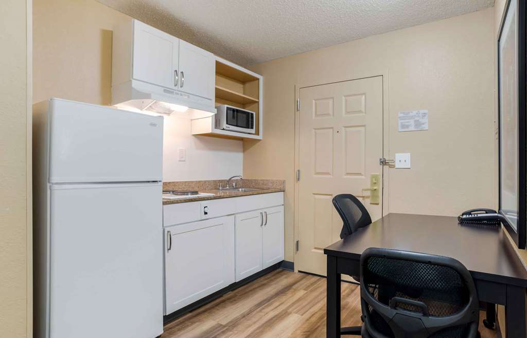 Extended Stay America Select Suites Destin US 98 Emerald Coast Pkwy. - photo 15