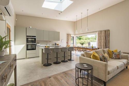 The Old Cherry Barn Luxury barn conversion — 4-Star Luxury Hotel in Faversham, United Kingdom