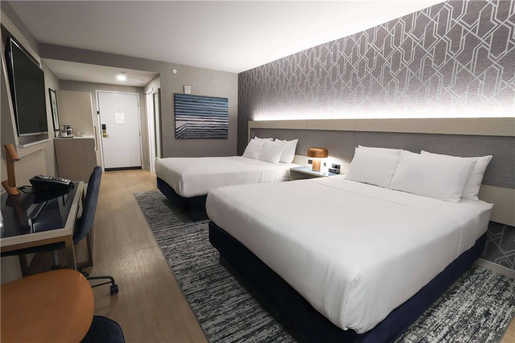Radisson Plaza Hotel at Kalamazoo Center - photo 33