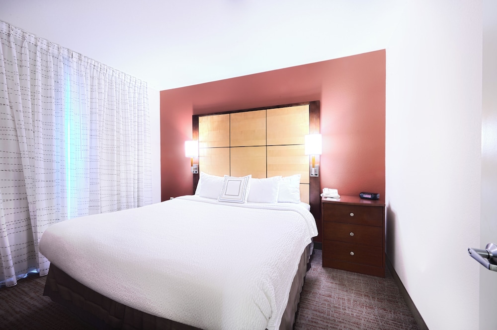 Residence Inn Marriott Airport - photo 7