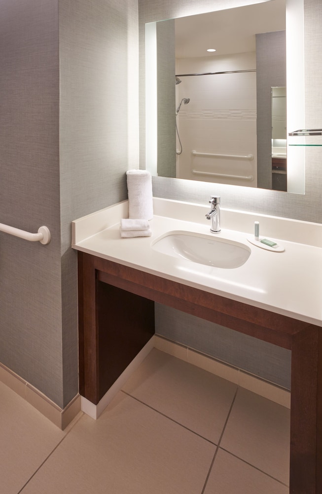 Residence Inn by Marriott Philadelphia Airport - photo 23