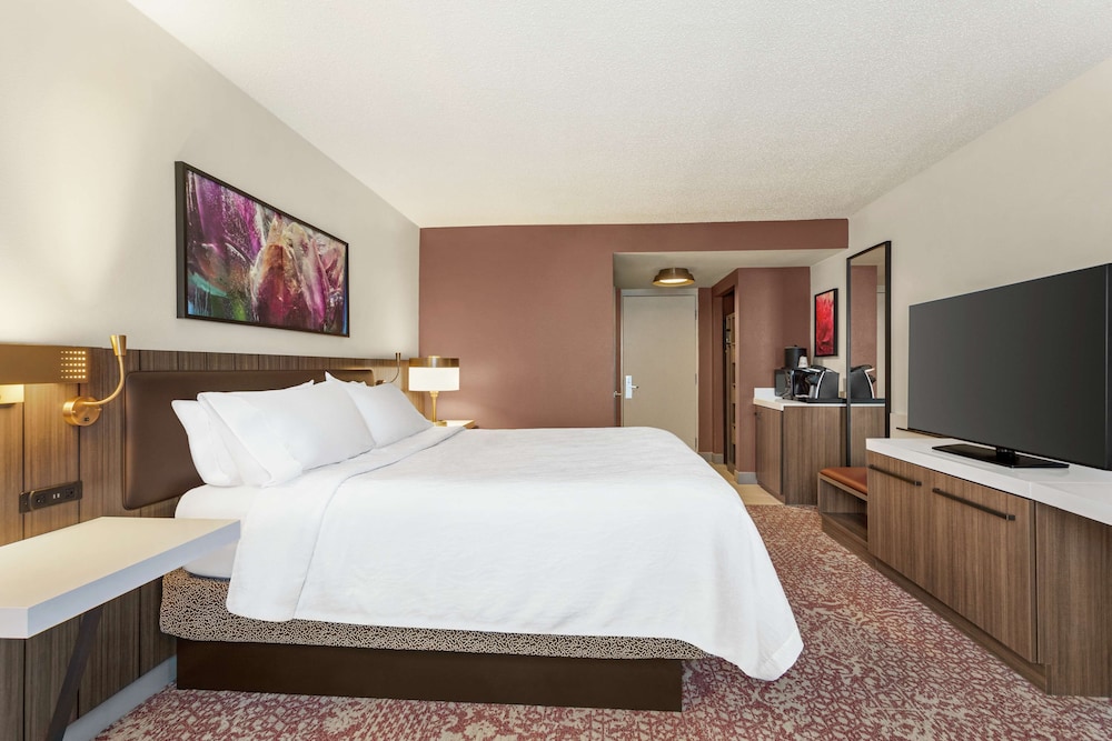 Hilton Garden Inn Allentown Bethlehem Airport - photo 13