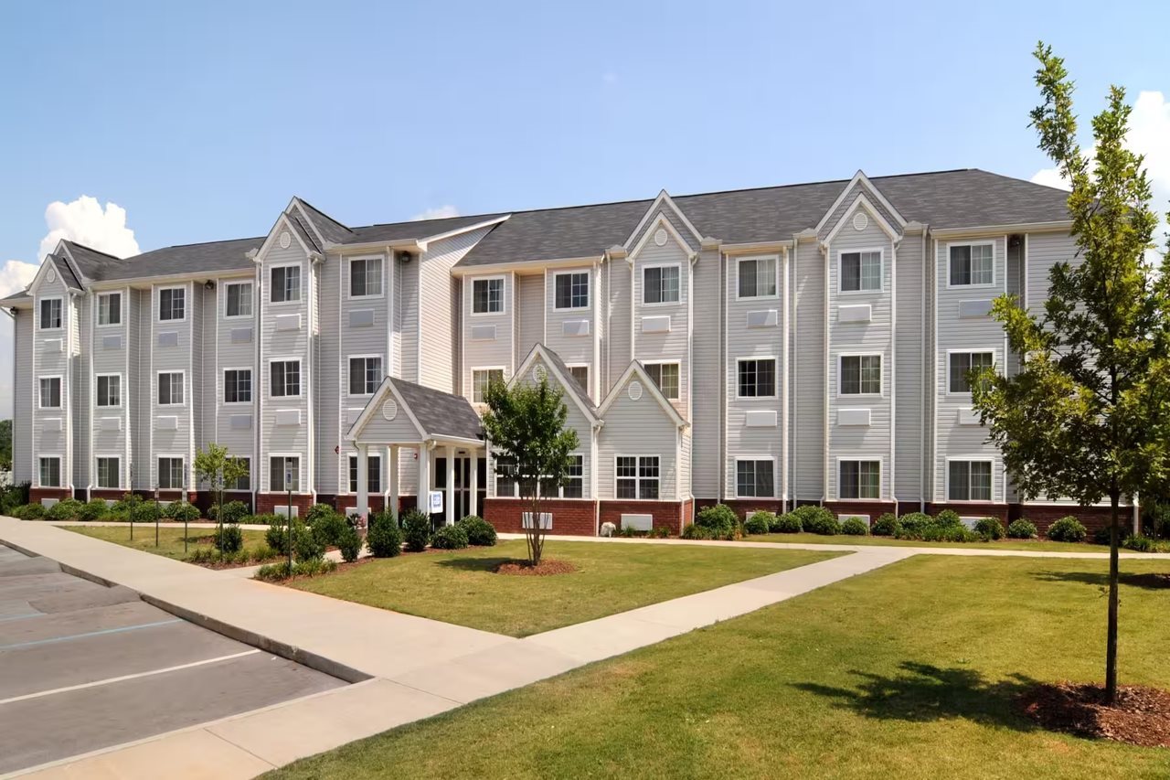 Microtel Inn & Suites by Wyndham Huntsville — hotel in Huntsville