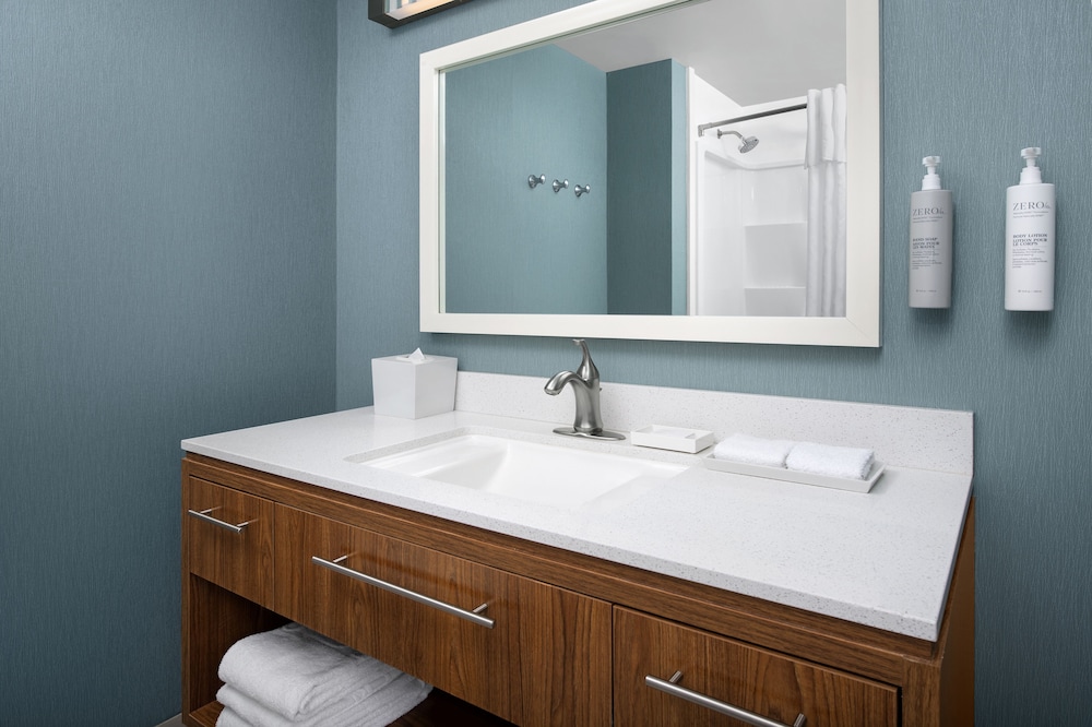 Home2 Suites by Hilton Tallahassee State Capitol - photo 19