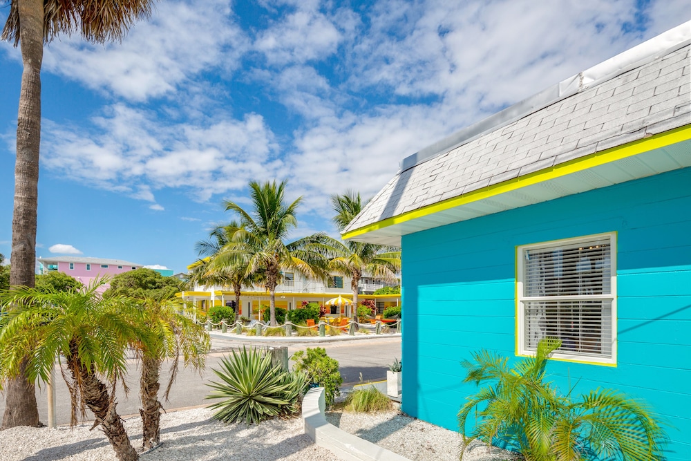 Sunset Inn & Cottages - photo 95