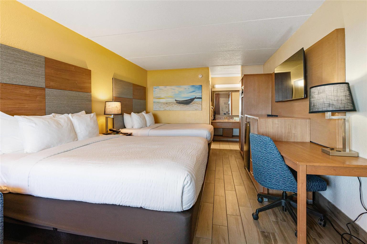 Clarion Pointe Galveston Beachfront - photo 28