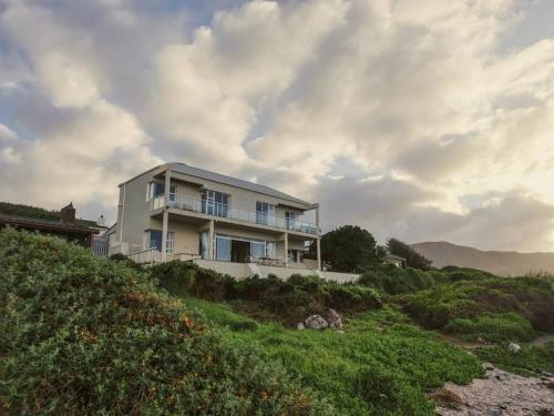 Seascape Vermont Retreat — 4-Star Luxury Hotel in Hermanus, South Africa