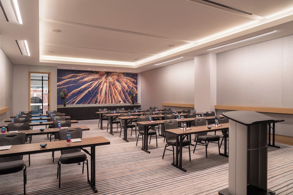 Loews Arlington - photo 81