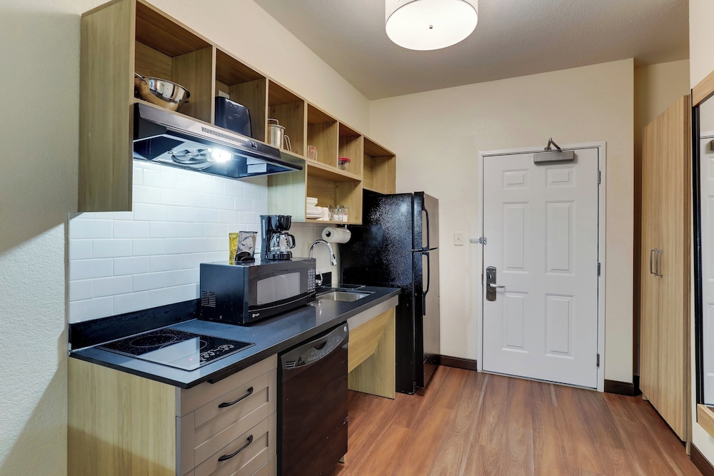 Candlewood Suites Lexington by IHG - photo 15