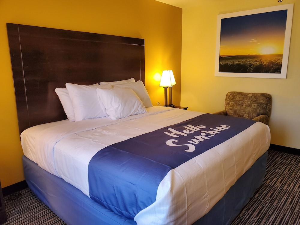 Days Inn by Wyndham Atlanta Southlake Morrow - photo 4