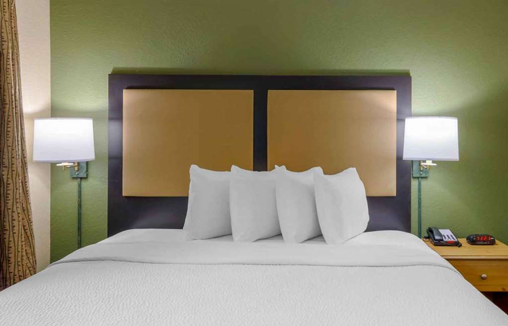Extended Stay America Select Suites Orlando Southpark - photo 21