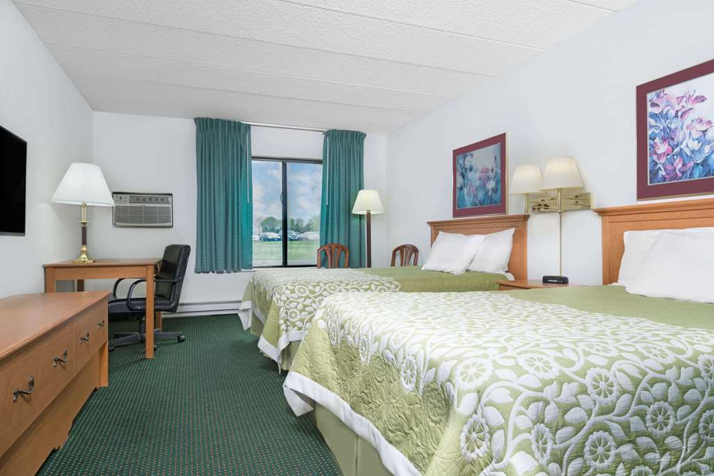 Days Inn by Wyndham St Cloud - photo 7