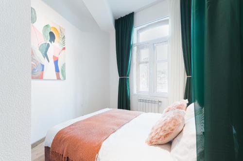 Meidan Bazaar Prime Location Apartment