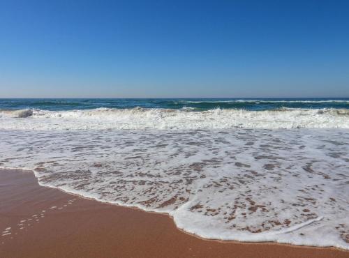 407 L'Escalier Cabanas Beachfront Paradise — 4-Star Luxury Hotel in Amanzimtoti, South Africa