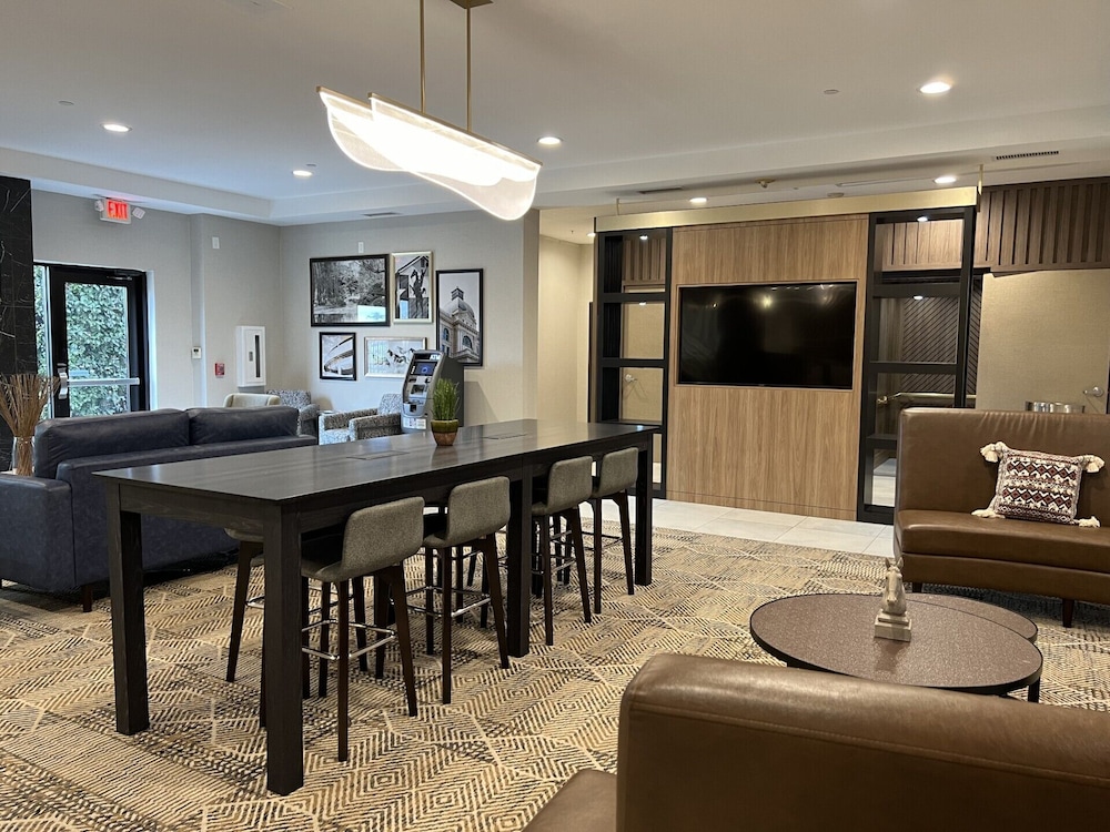 DoubleTree by Hilton Fort Worth Fossil Creek - photo 9