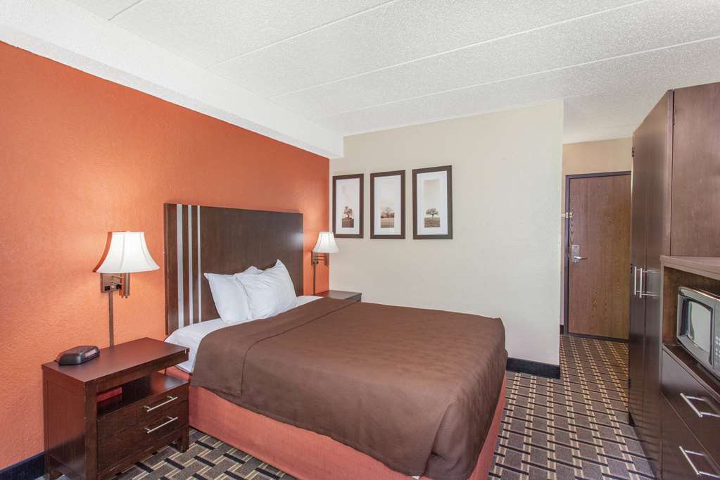 AmericInn by Wyndham Cloquet - photo 10