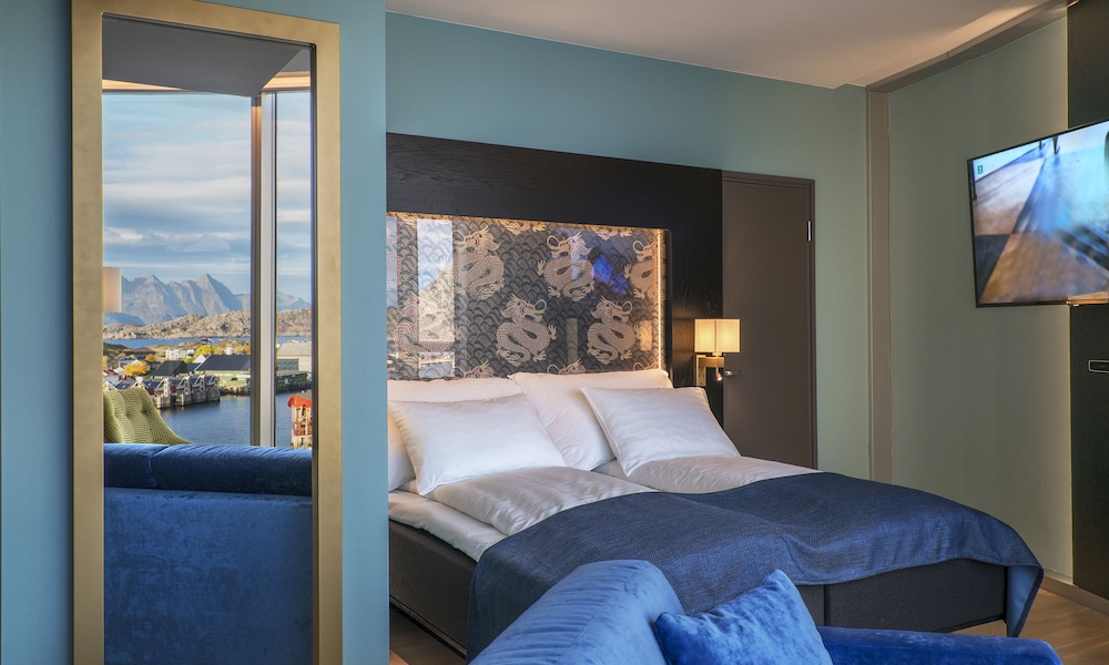 Thon Hotel Lofoten — Svolvaer — photo 4