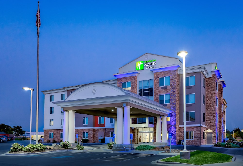 Holiday Inn Express & Suites Ontario - photo 47