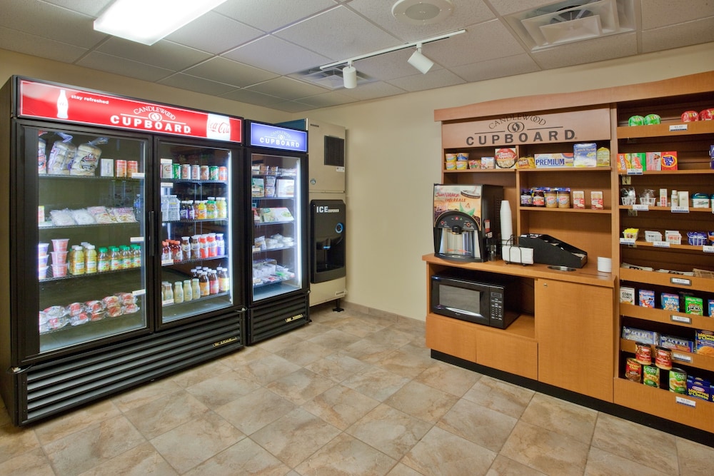 Candlewood Suites Kalamazoo Se by IHG - photo 20