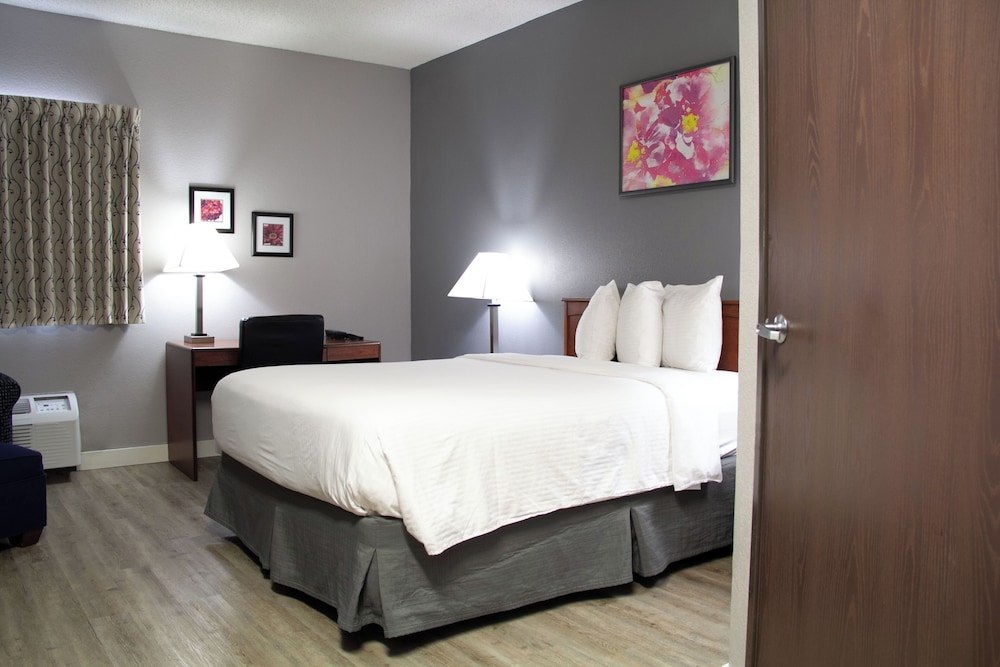 New Victorian Inn & Suites in Sioux City IA - photo 18