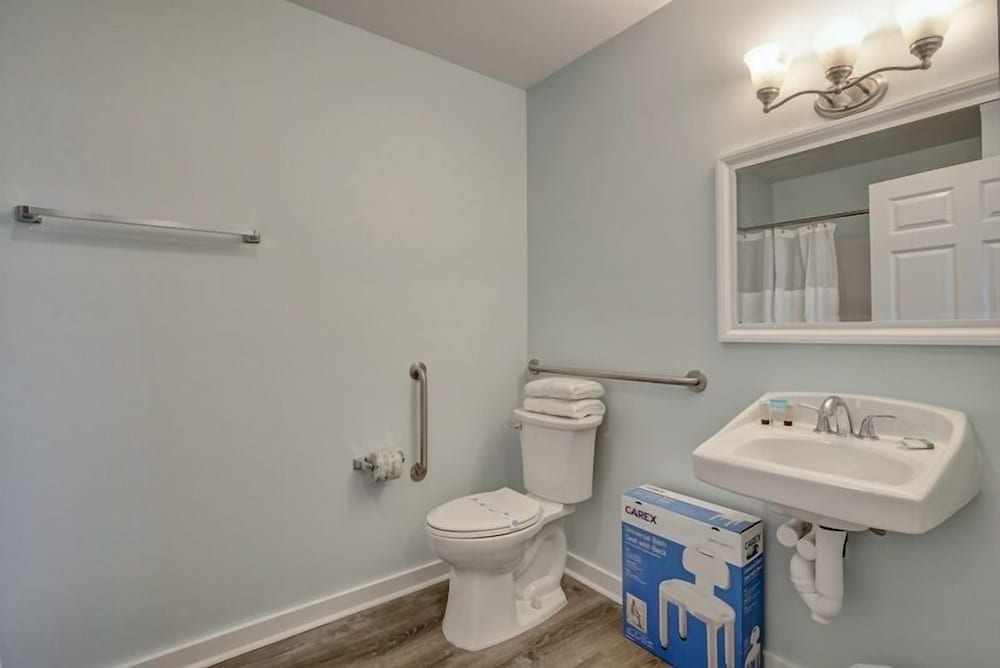 Loggerhead Inn and Suites - photo 82