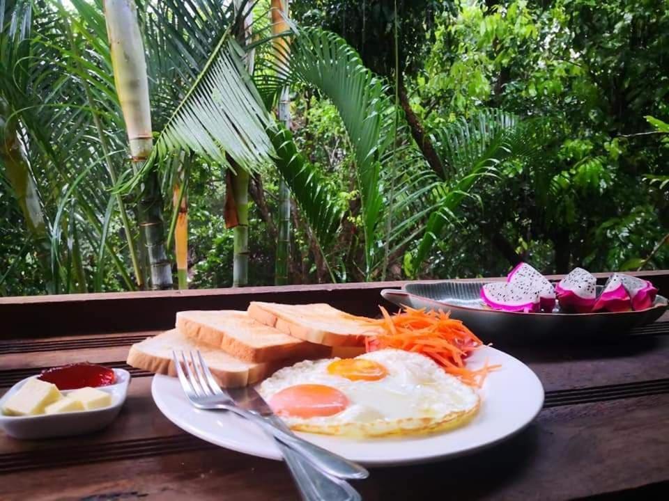 Hot Coffee Guest House And Resort — Mae Chaem — photo 2
