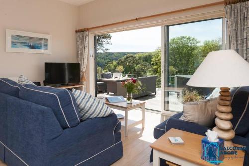 Elevated Coastal Escape Breathtaking Views — 4-Star Luxury Hotel in Salcombe, United Kingdom