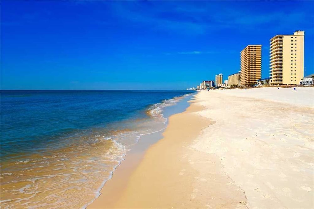 Gulf Highlands 116 H Damon Circle 556241 by RedAwning - last minute hotel in Panama City Beach
