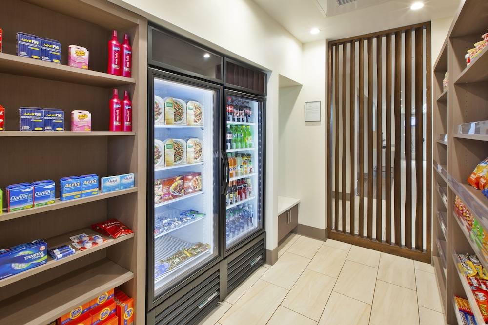 Holiday Inn Express & Suites South Hill by IHG - photo 26
