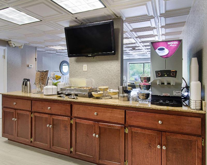 Quality Inn & Suites - photo 40