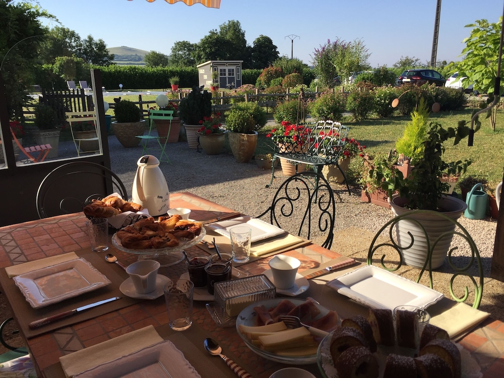 Le Clos des 4 Saisons in Beaune, France