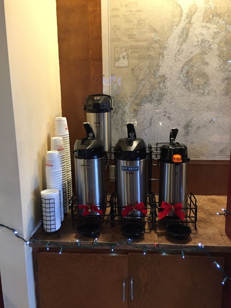 Fireside Inn & Suites Belfast - photo 45