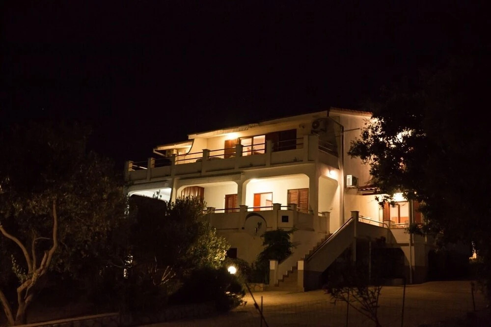 UGA Perfect Location SA3 Ivona in Novalja, Croatia