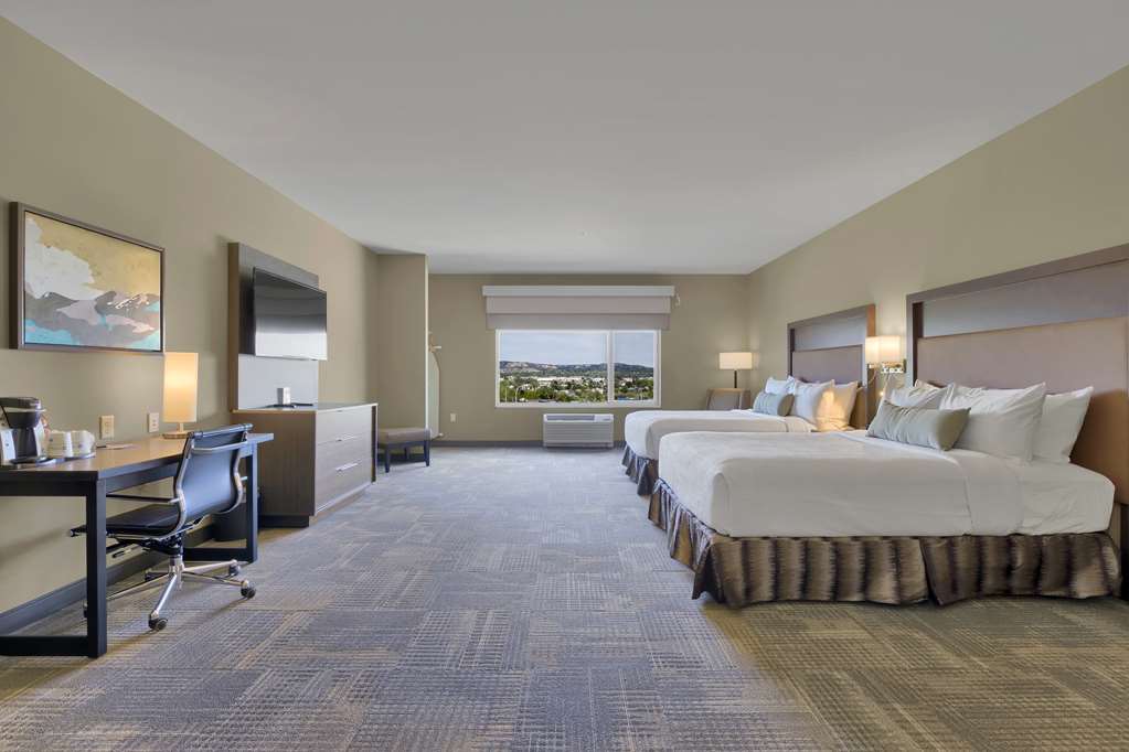 Best Western Plus Fillmore Inn & Suites - photo 27