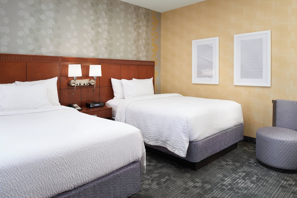 Courtyard by Marriott Detroit Livonia - photo 24