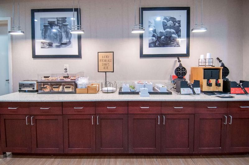 Hampton Inn Opelousas - photo 92